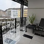 Center Apartment